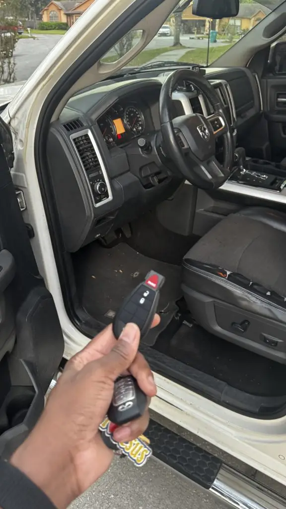 Car Key Replacement img 7370